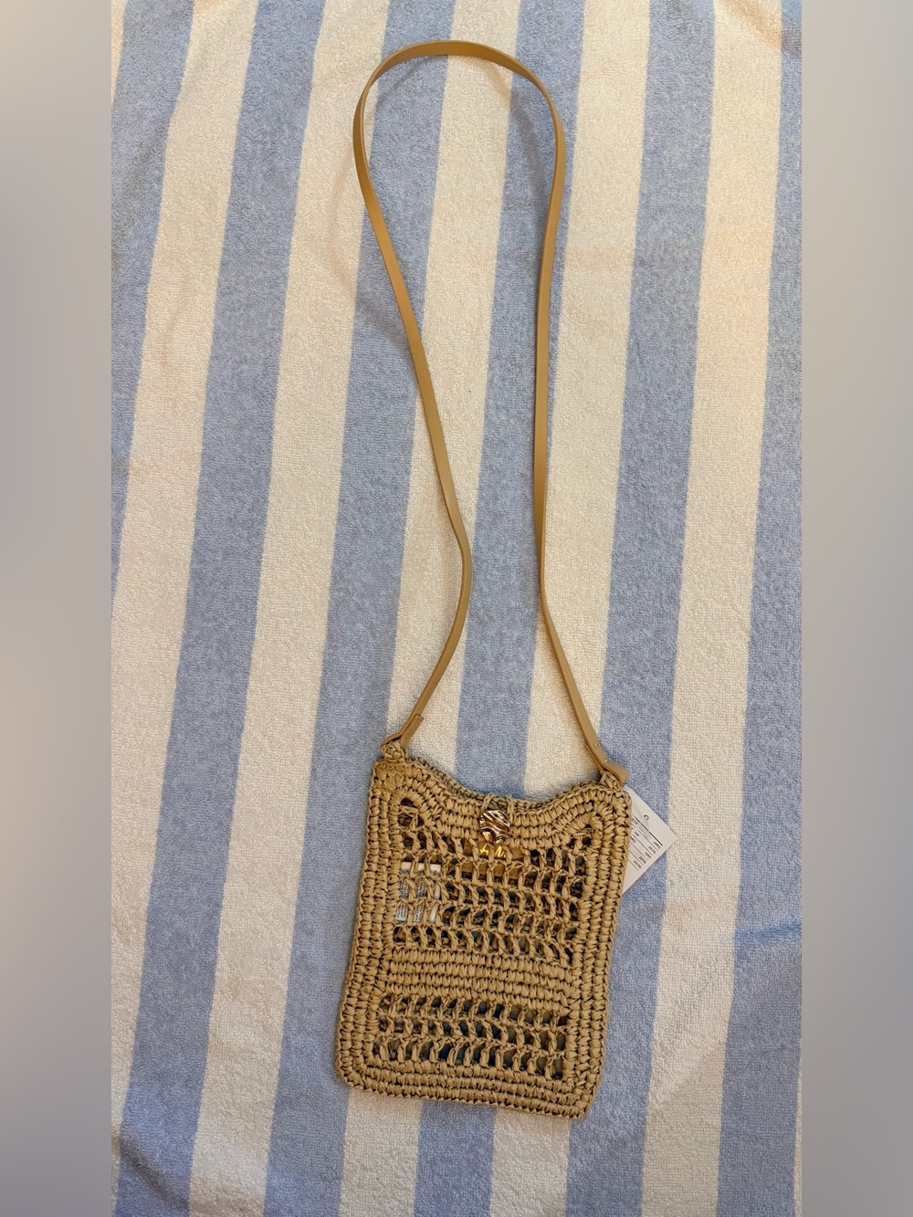 H&M Tan Woven Crochet Crossbody Bag (perfect for your phone)